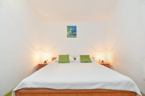 Apartments Munida 734