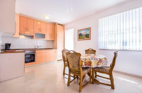 Apartments Marich