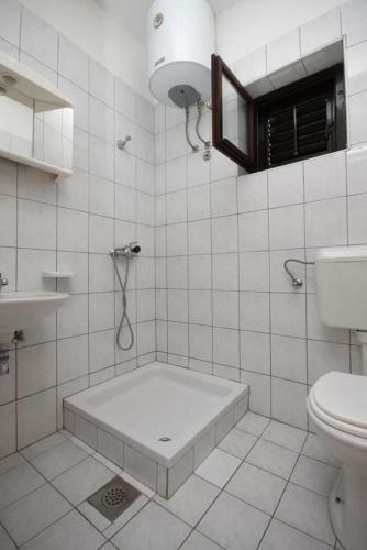 Hostal Triple Room Metajna 4120d