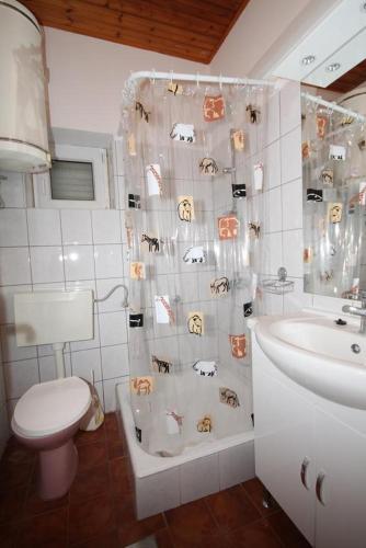 Apartment Metajna 6498a