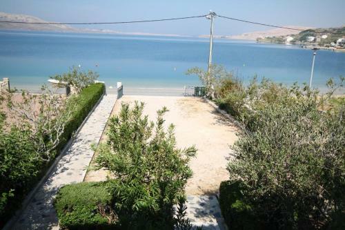 Apartment Metajna 6486d