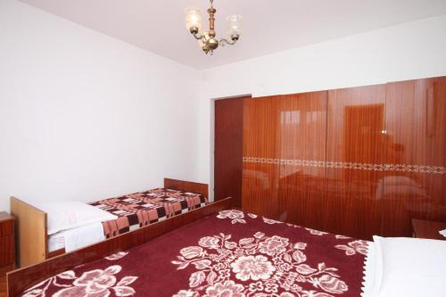 Hostal Triple Room Metajna 6378b