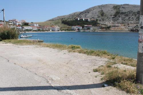 Hostal Triple Room Metajna 6378b