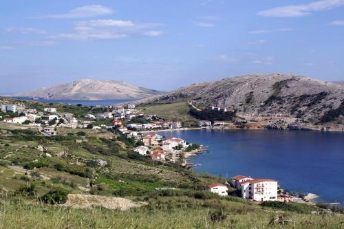Apartment Metajna 6425c