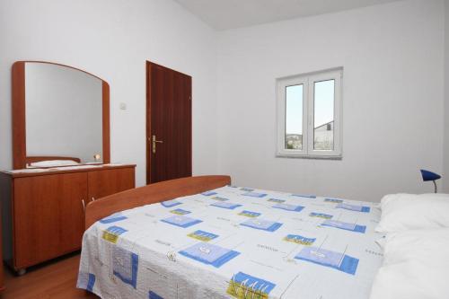 Apartments By The Sea Metajna (Pag) - 6351
