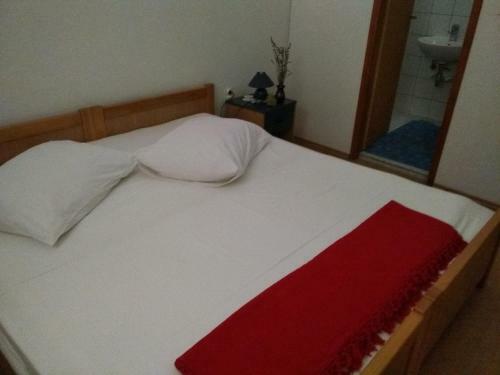 Hostal Guest House Lara