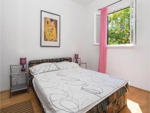 Two-bedroom Holiday Home In Milna