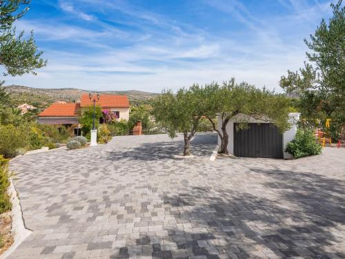 Holiday Home Villa Bravura