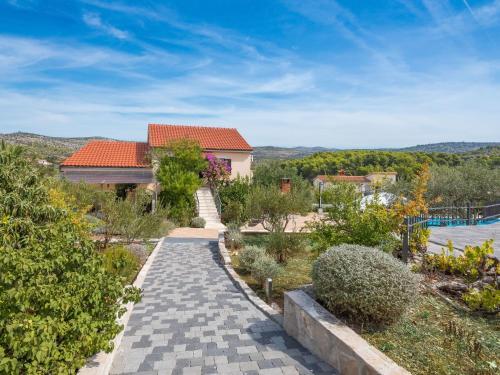 Holiday Home Villa Bravura