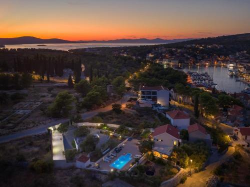 Holiday Home Villa Bravura