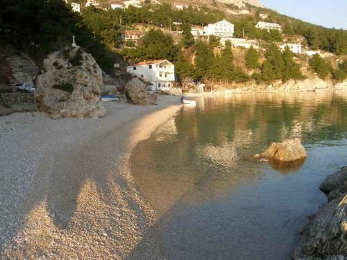 Mimice Bay Apartments