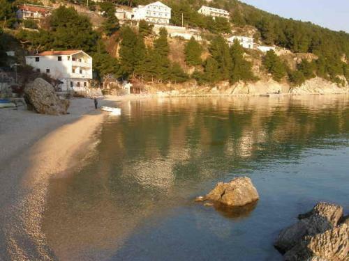 Mimice Bay Apartments
