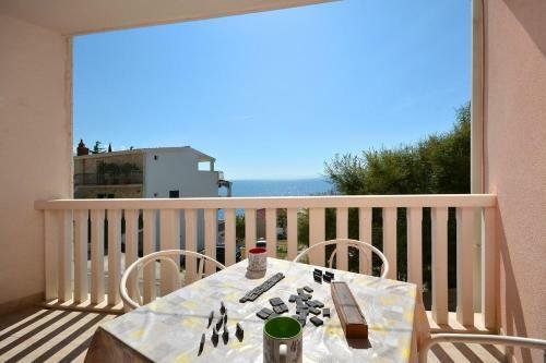 Apartments By The Sea Pisak (omis) - 7521