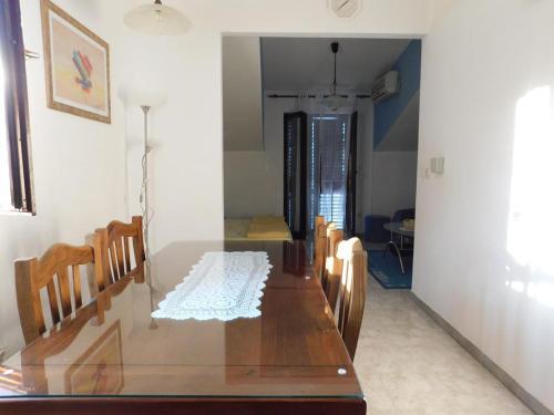 Apartment Pisak 13716b
