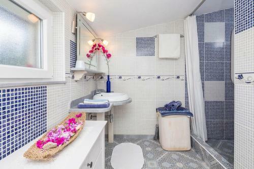 Mirca Villa Sleeps 8 Pool Air Con Wifi