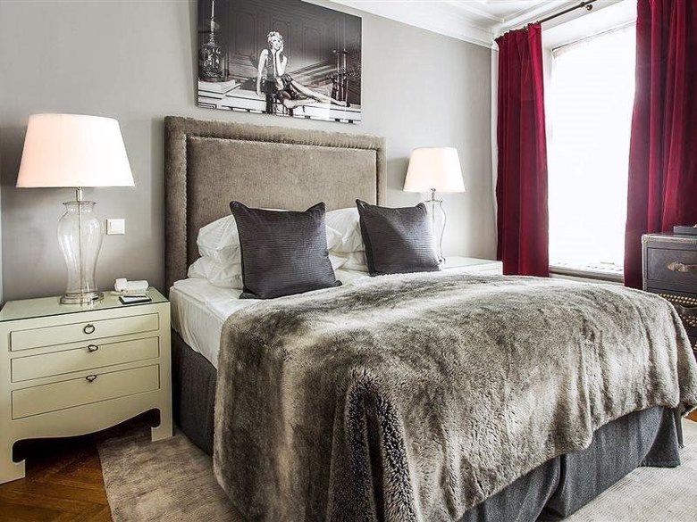 Hotel St Petersbourg