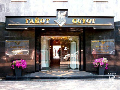 Hotel Guyot