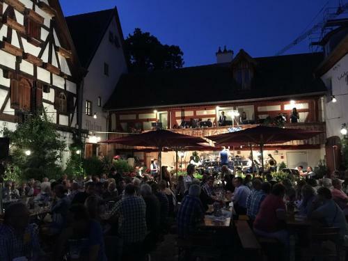 Hostal Hotel Post Und Zum Schwarzen Ross
