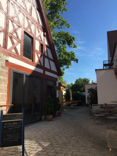 Hostal Hotel Post Und Zum Schwarzen Ross