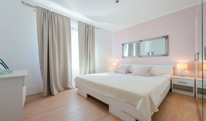 Apartments Villa Made 4U
