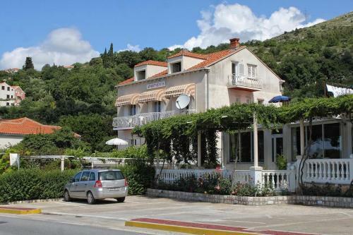 Hostal Twin Room Mlini 8835b