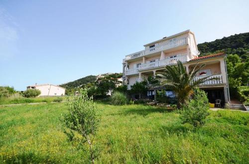 Apartments �zeljko
