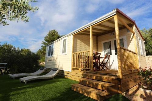 Mobile Homes-slanica