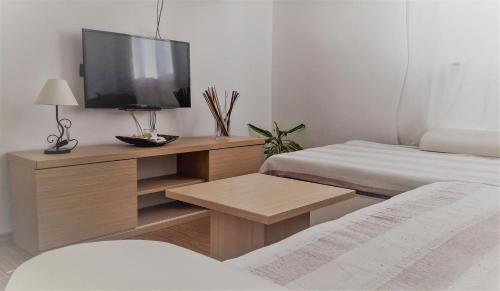 Apartments With A Parking Space Murter - 12067