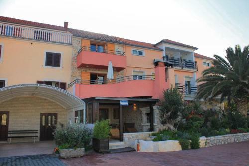 Apartment Poljana 8432a