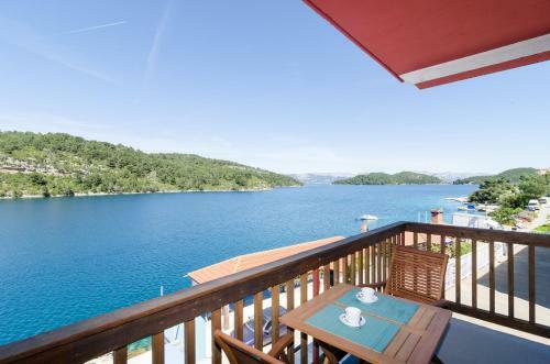 Apartments Matana Chano