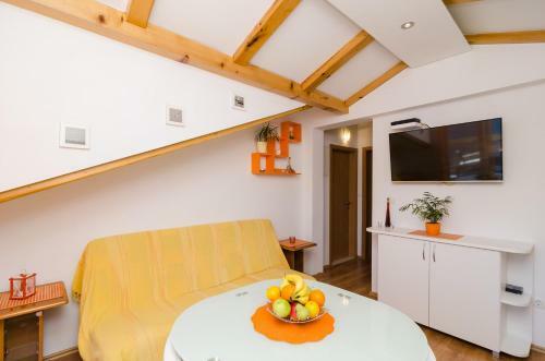 Apartments Matana Chano