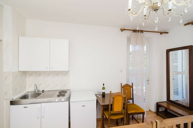 Hostal Rooms Ogigija