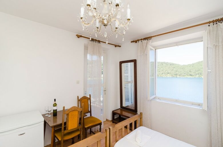 Hostal Rooms Ogigija