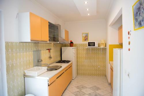 Hostal Apartments And Rooms Robert G
