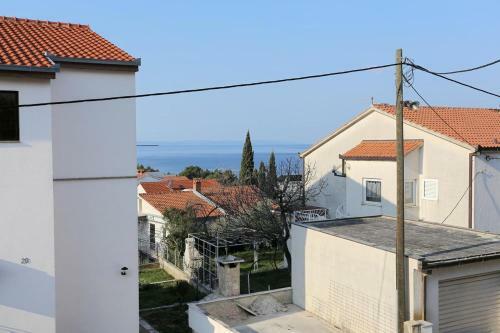 Apartments With A Parking Space Podstrana (split) - 10348