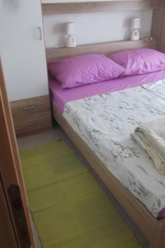 Apartments With Wifi Podstrana (split) - 15970