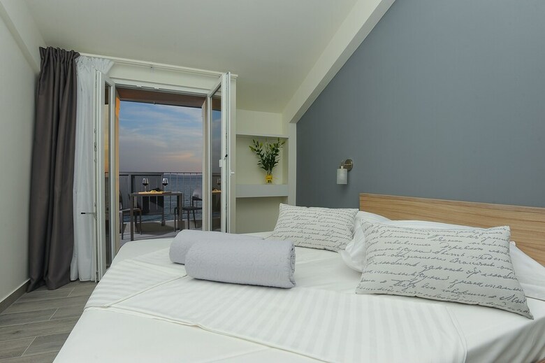 Apartamentos Seaside Luxury Suites