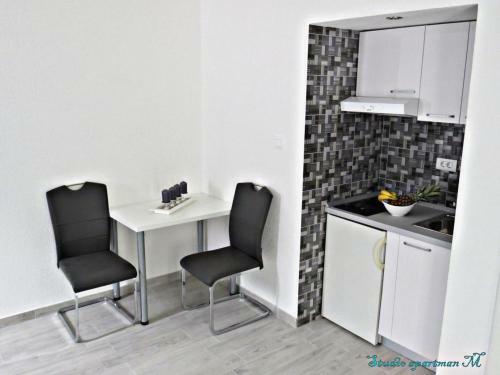 Apartments With A Parking Space Podstrana (split) - 15377