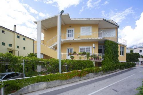 Apartments With A Parking Space Podgora (makarska) - 12816