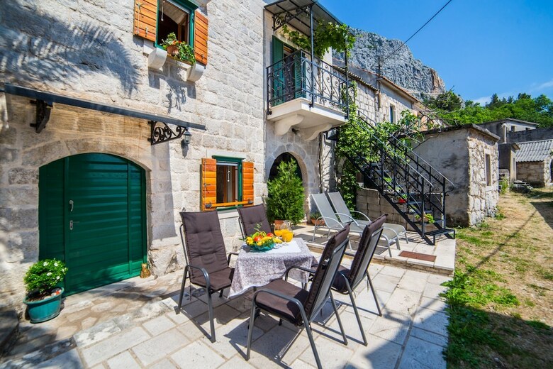 Holiday Home - 300 Years