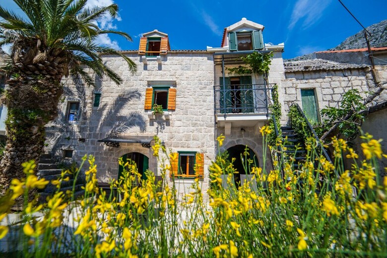 Holiday Home - 300 Years