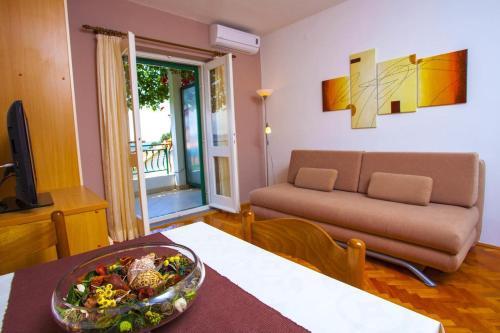 Apartment Podgora 6672a