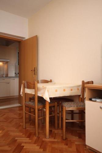 Apartment Podgora 6672a