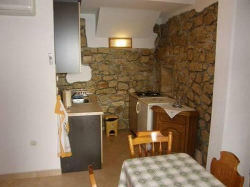 Apartments By The Sea Brist (Makarska) - 16098