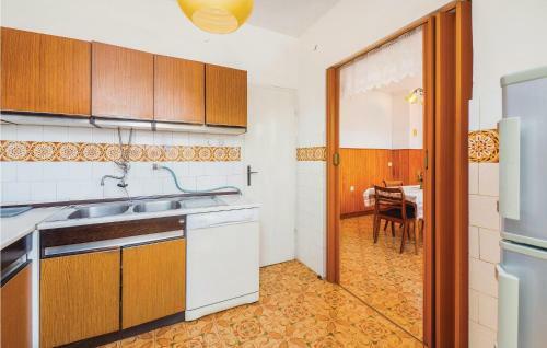 Two-bedroom Apartment In Plomin