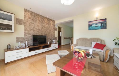 Two-bedroom Holiday Home In Ploce