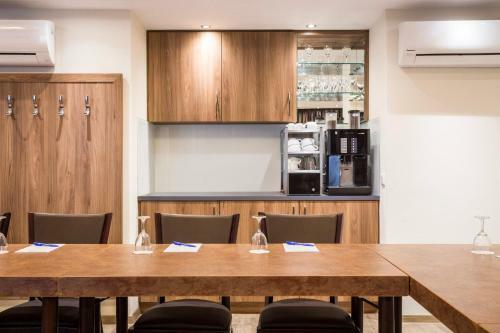 Hotel-gasthof H�ttl