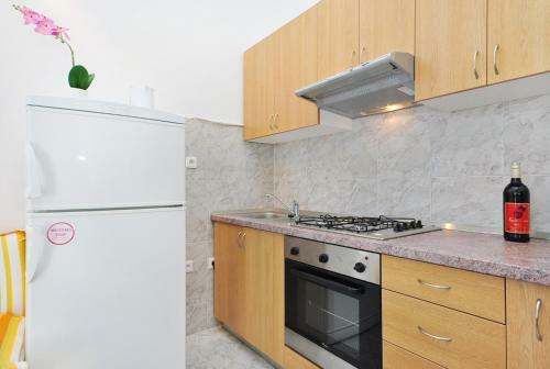 Apartments Marija Pisak
