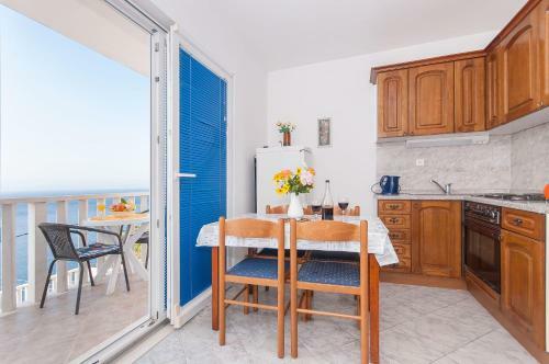 Apartments Marija Pisak