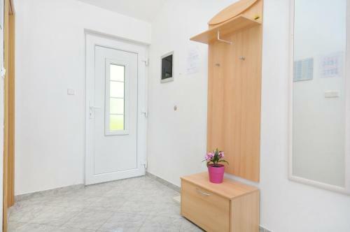 Apartments Marija Pisak